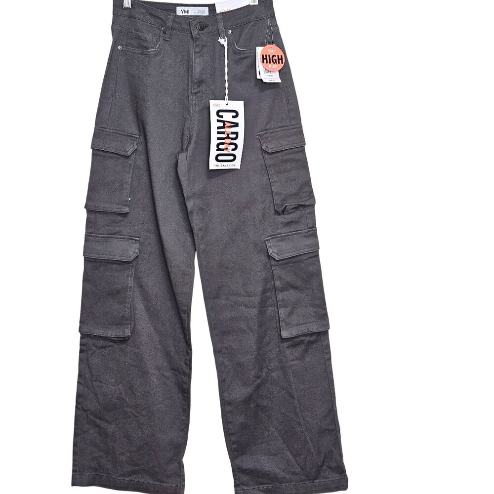 NWT Y2k inspired HighRise Womans wide flared leg Gray Cargo Pants size M 100% co